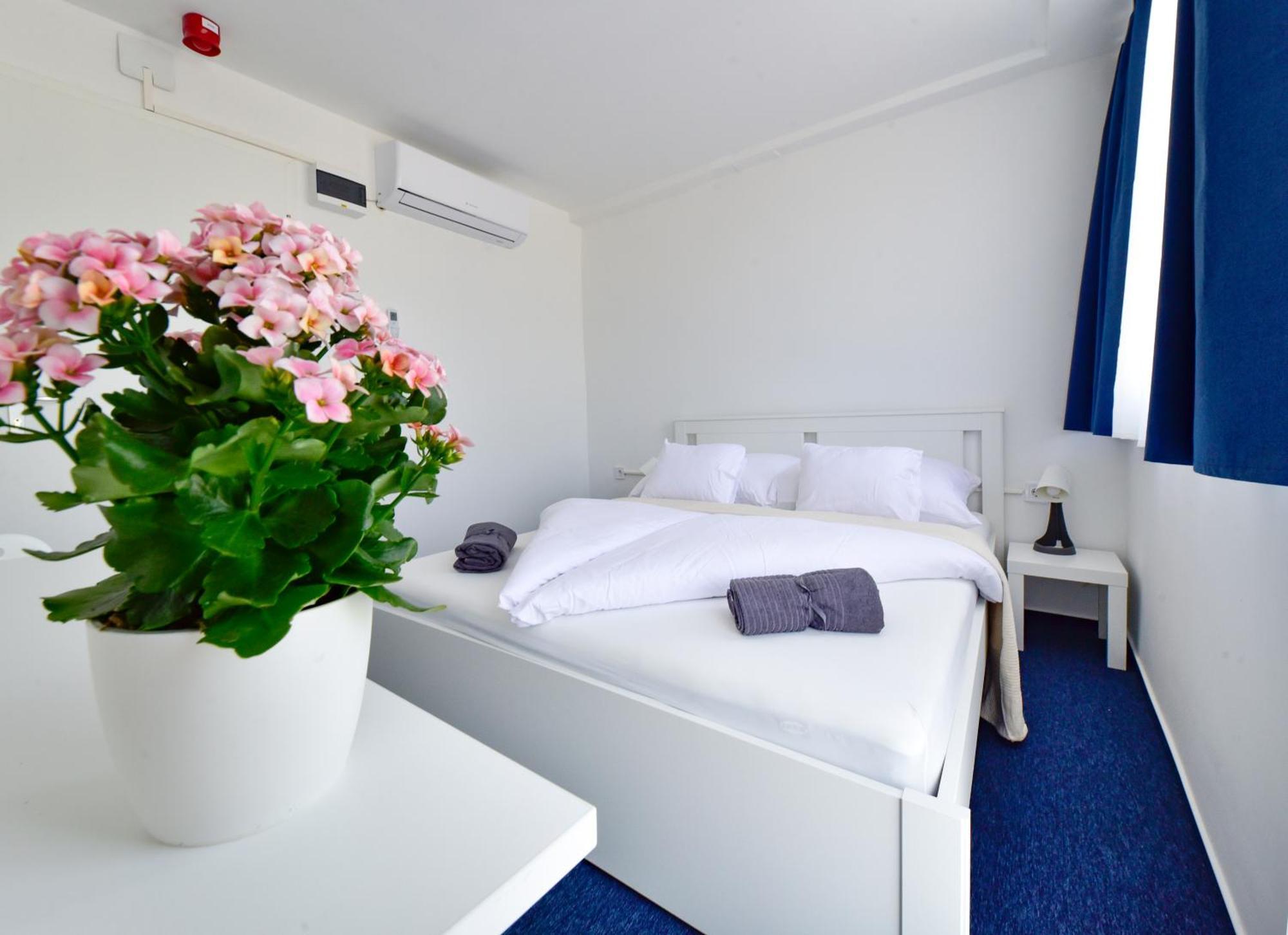 Zama Hotel Zamardi Ngoại thất bức ảnh