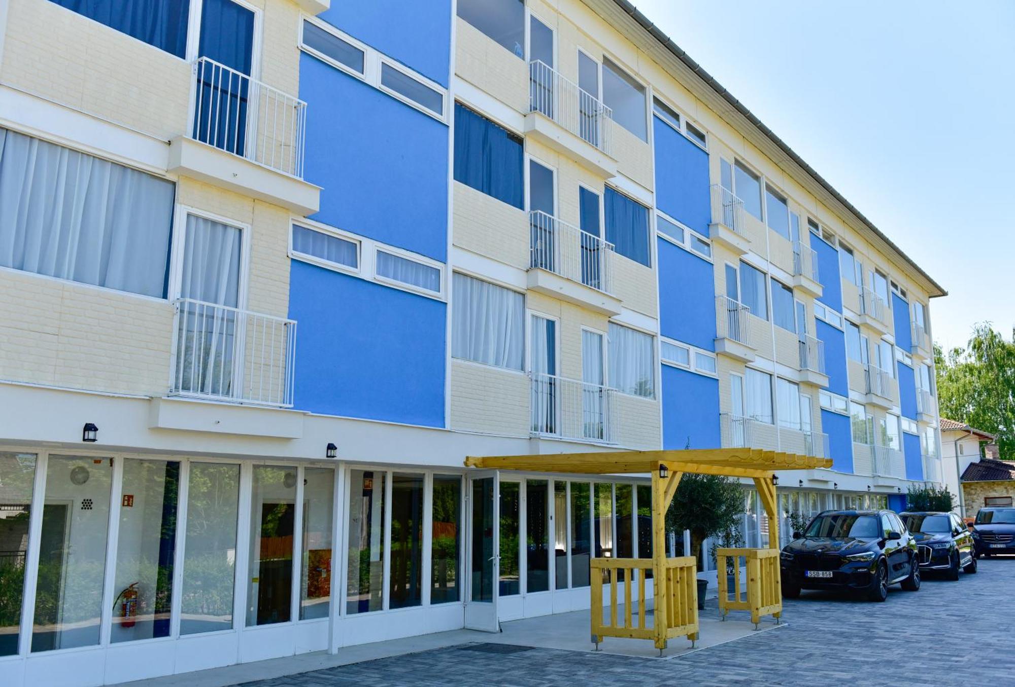 Zama Hotel Zamardi Ngoại thất bức ảnh
