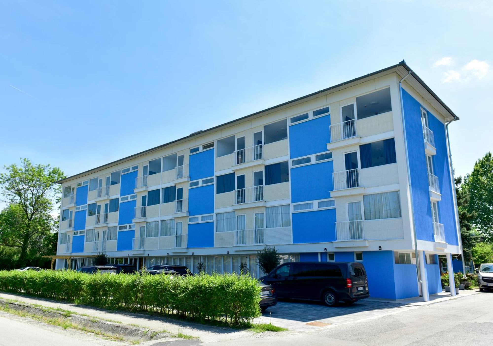 Zama Hotel Zamardi Ngoại thất bức ảnh